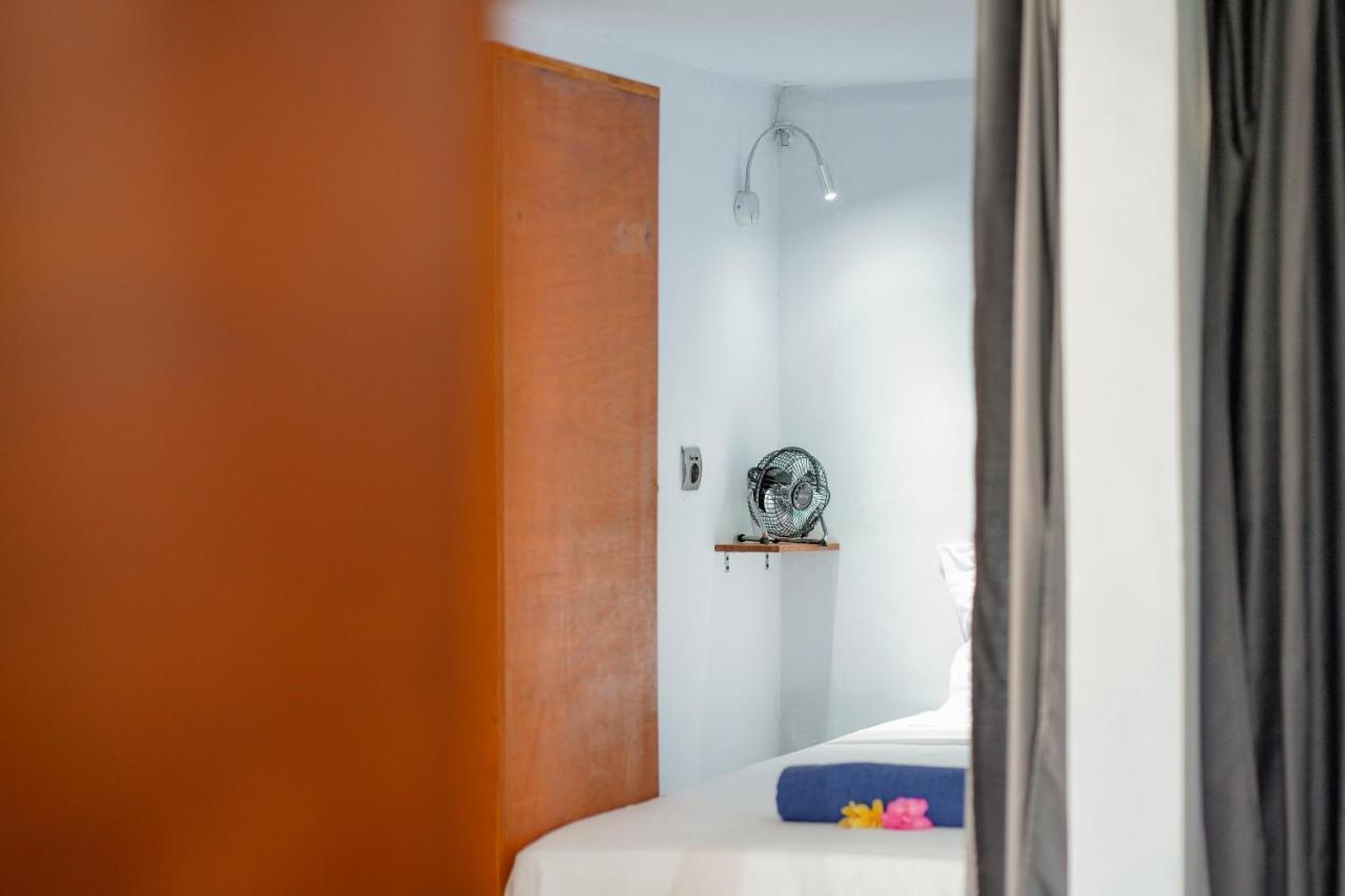 Waiwas Hostel Kuta  Dış mekan fotoğraf