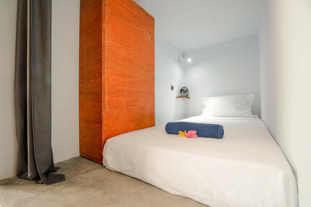 Waiwas Hostel Kuta  Dış mekan fotoğraf