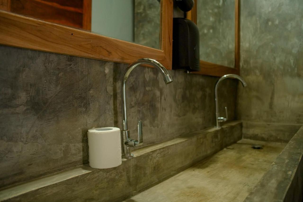 Waiwas Hostel Kuta  Dış mekan fotoğraf
